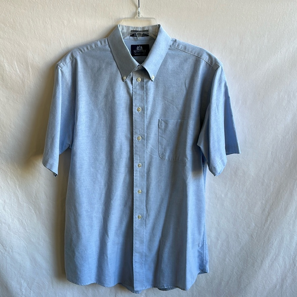 Stafford wrinkle-free light blue short sleeve button down Oxford shirt, sz 16.5